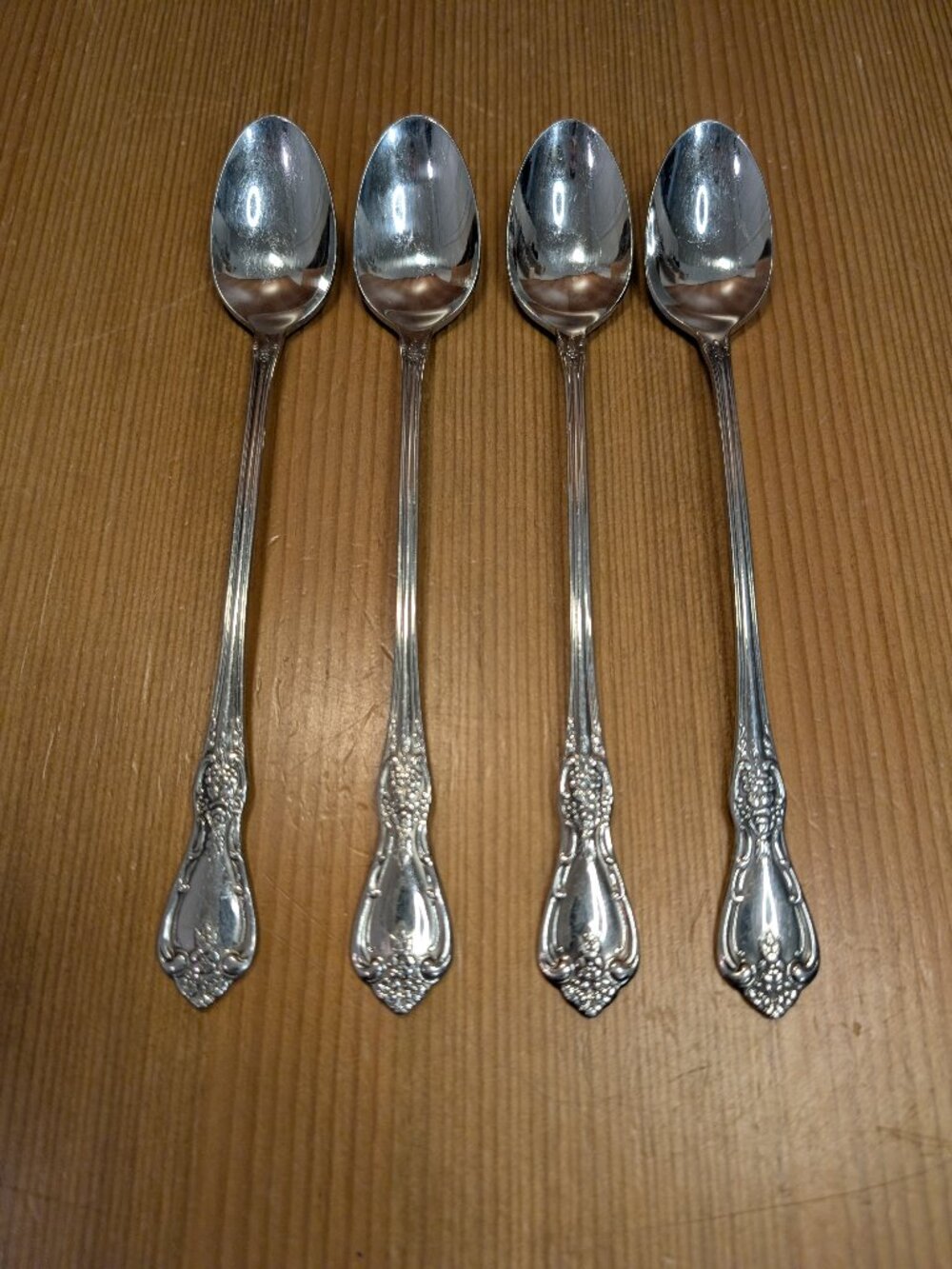 4 ONEIDA Distinction Deluxe Stainless KENNETT SQUARE Iced Tea Sundae Spoons VGUC